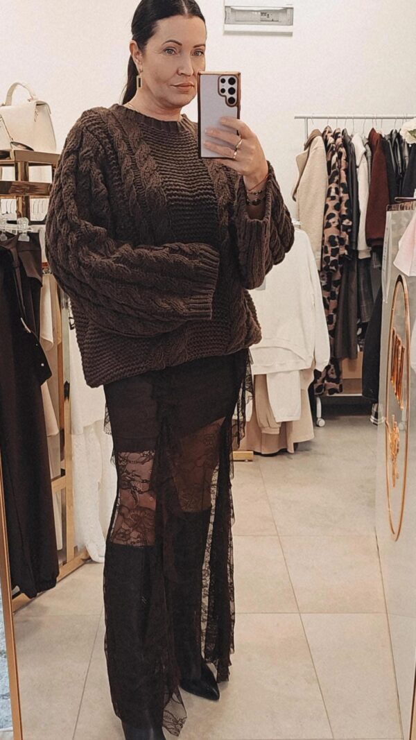 Sweter damski oversize czekoladowy