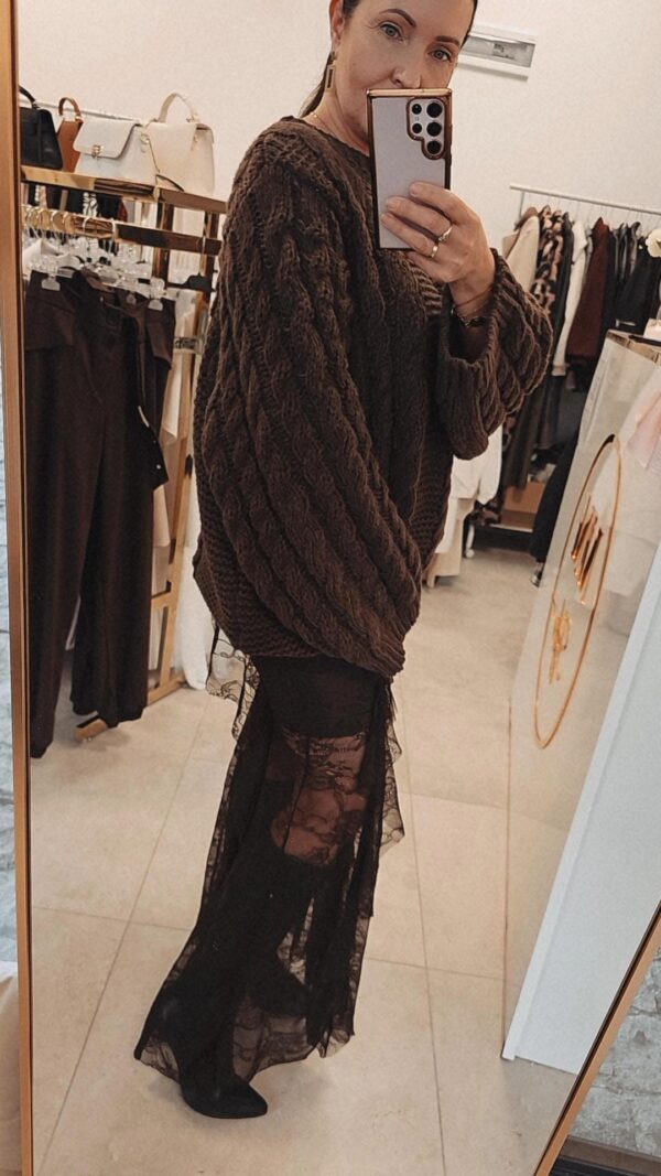 Sweter damski oversize czekoladowy