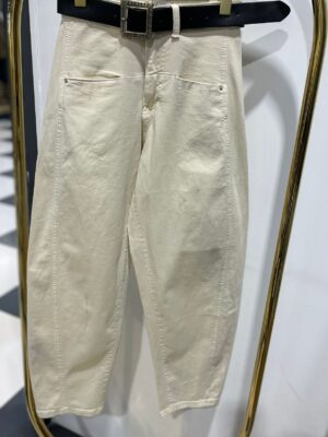 Jeansy Banana fit jasny beżowy