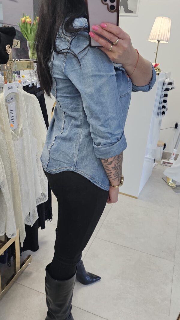 Jeansowa koszula kolor niebieski