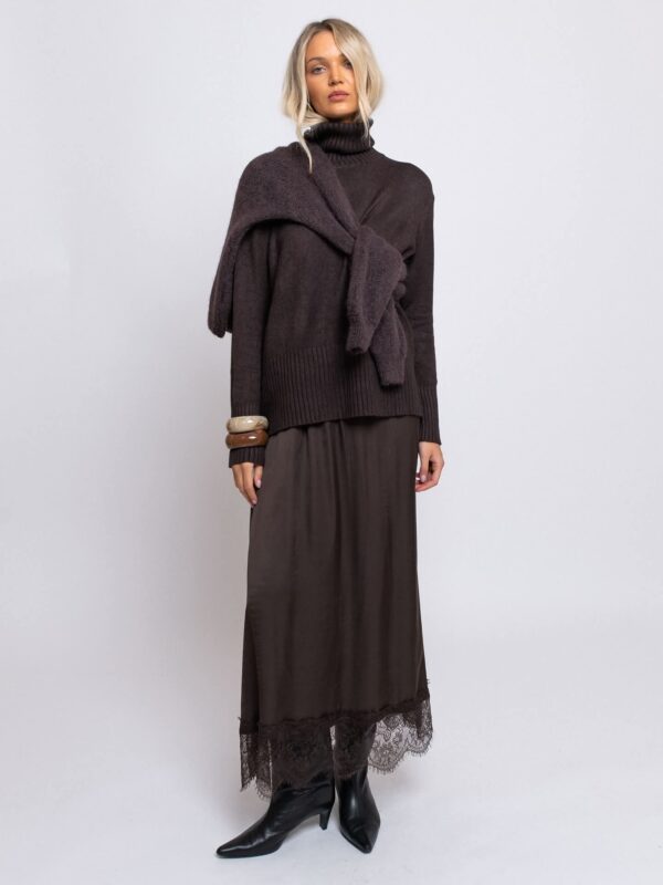 Spódnica satynowa maxi zakończona koronką czekoladowa