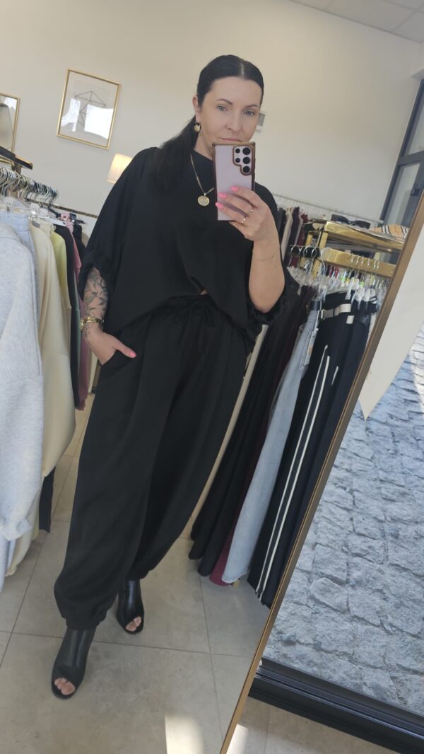 Czarny komplet dresowy SUGAR