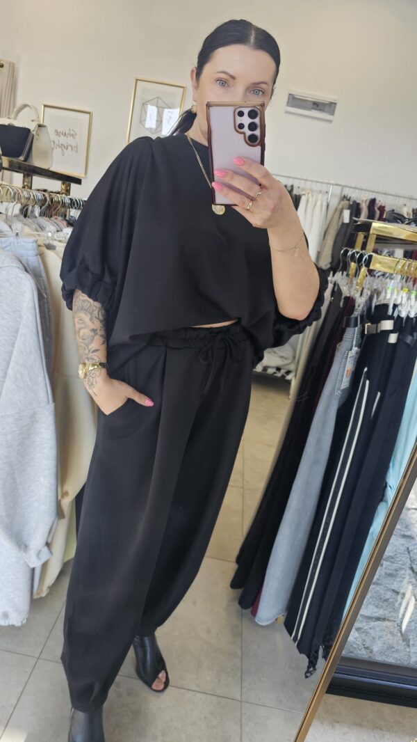 Czarny komplet dresowy SUGAR